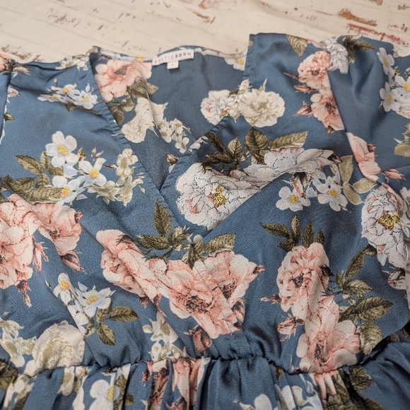 Baltic Born Maxi Length Dress With Slit - Picture 5 of 7